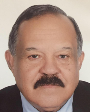 سعادة السفير الدكتور / علي يوسف أحمد